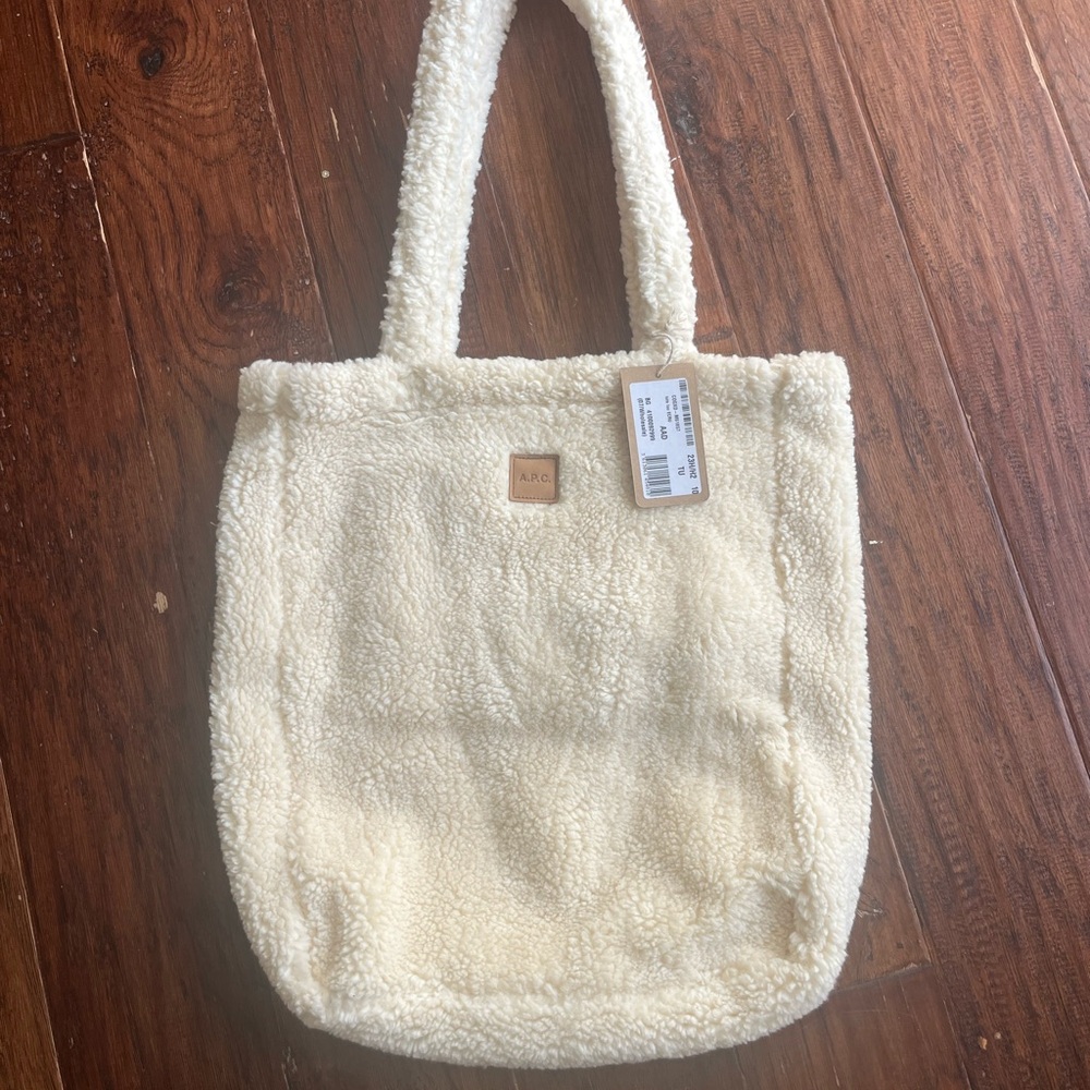 A.P.C. Lou Sherpa shopper tote